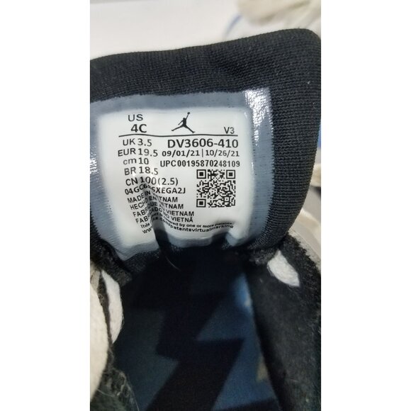 Toddler Sneakers Bundle: New Balance 990 Grey Size 4 Jordan 6 Retro Size 4 Vans - Picture 14 of 16